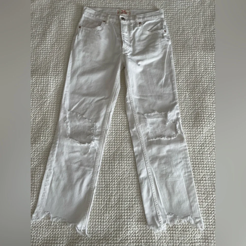 FREE PEOPLE We The Free Maggie Mid Rise Straight in Optic White Size 25